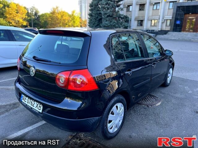 Черный Фольксваген Гольф, объемом двигателя 1.6 л и пробегом 272 тыс. км за 4750 $, фото 1 на Automoto.ua