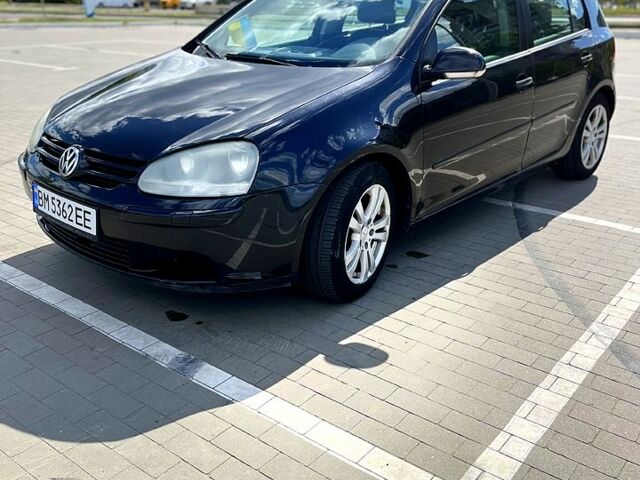 Черный Фольксваген Гольф, объемом двигателя 1.6 л и пробегом 230 тыс. км за 4000 $, фото 1 на Automoto.ua