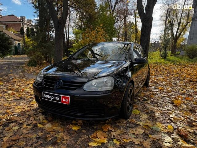 Черный Фольксваген Гольф, объемом двигателя 1.4 л и пробегом 214 тыс. км за 5490 $, фото 1 на Automoto.ua