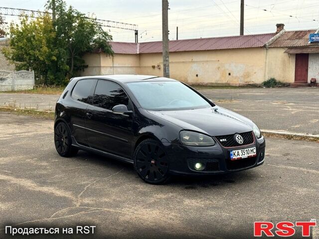 Чорний Фольксваген Гольф, об'ємом двигуна 2 л та пробігом 200 тис. км за 6000 $, фото 1 на Automoto.ua