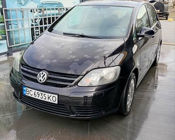 Чорний Фольксваген Гольф, об'ємом двигуна 1.39 л та пробігом 178 тис. км за 5200 $, фото 1 на Automoto.ua