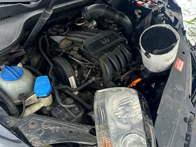 Чорний Фольксваген Гольф, об'ємом двигуна 1.6 л та пробігом 0 тис. км за 2500 $, фото 1 на Automoto.ua