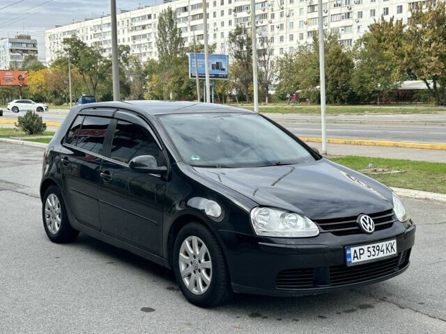 Черный Фольксваген Гольф, объемом двигателя 1.6 л и пробегом 225 тыс. км за 4200 $, фото 1 на Automoto.ua