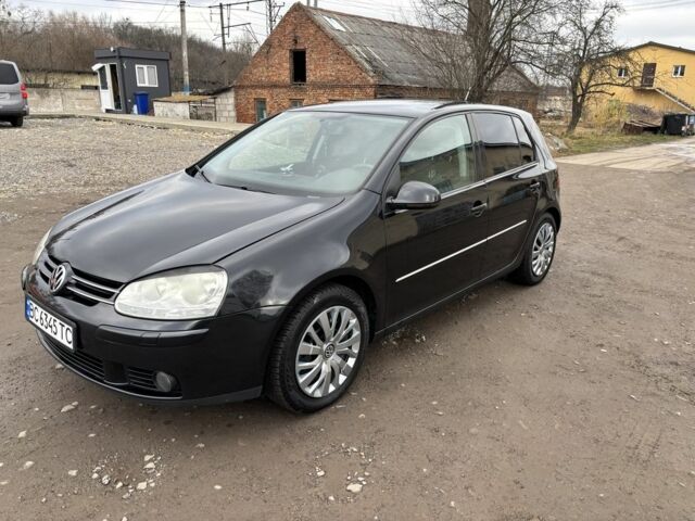 Черный Фольксваген Гольф, объемом двигателя 1.6 л и пробегом 250 тыс. км за 4900 $, фото 1 на Automoto.ua