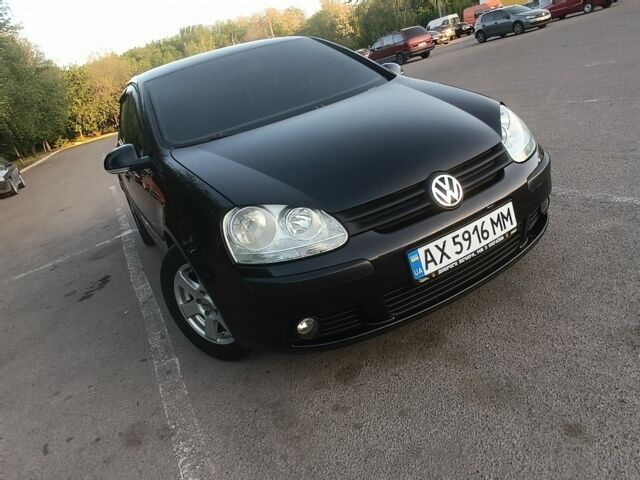 Черный Фольксваген Гольф, объемом двигателя 1.6 л и пробегом 190 тыс. км за 6200 $, фото 1 на Automoto.ua