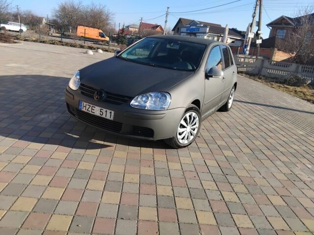 Чорний Фольксваген Гольф, об'ємом двигуна 1.9 л та пробігом 300 тис. км за 1900 $, фото 1 на Automoto.ua