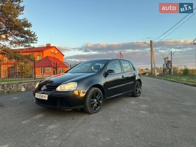 Чорний Фольксваген Гольф, об'ємом двигуна 1.39 л та пробігом 237 тис. км за 4490 $, фото 1 на Automoto.ua