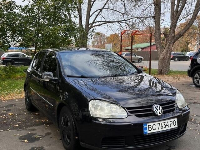 Черный Фольксваген Гольф, объемом двигателя 1.6 л и пробегом 270 тыс. км за 4900 $, фото 1 на Automoto.ua