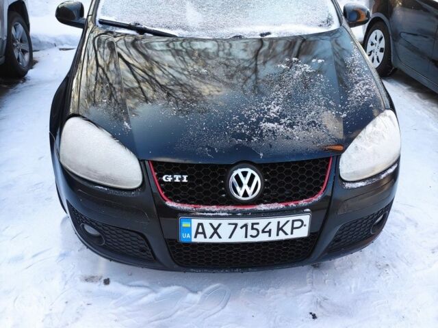 Черный Фольксваген Гольф, объемом двигателя 1.9 л и пробегом 210 тыс. км за 5800 $, фото 1 на Automoto.ua
