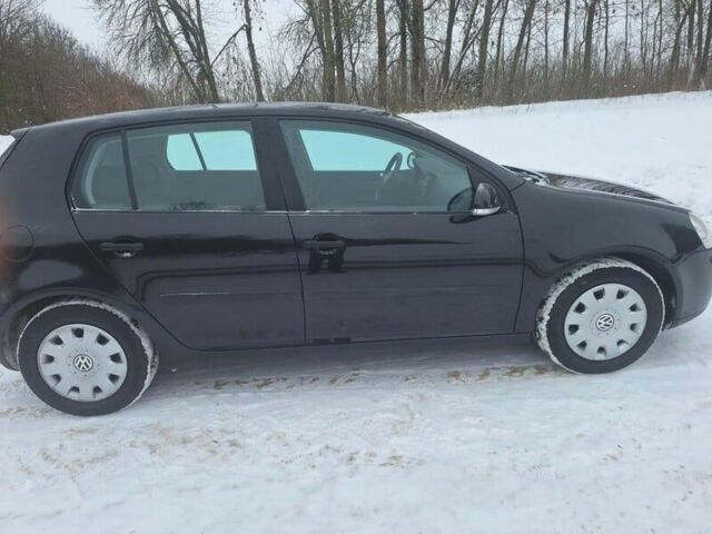 Черный Фольксваген Гольф, объемом двигателя 0 л и пробегом 180 тыс. км за 1600 $, фото 1 на Automoto.ua
