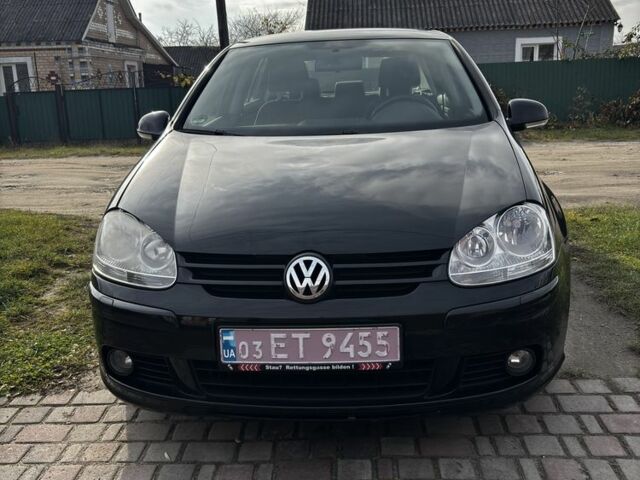 Черный Фольксваген Гольф, объемом двигателя 1.4 л и пробегом 250 тыс. км за 4650 $, фото 1 на Automoto.ua