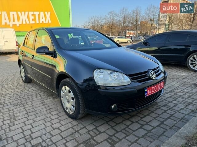 Черный Фольксваген Гольф, объемом двигателя 0 л и пробегом 184 тыс. км за 5950 $, фото 1 на Automoto.ua