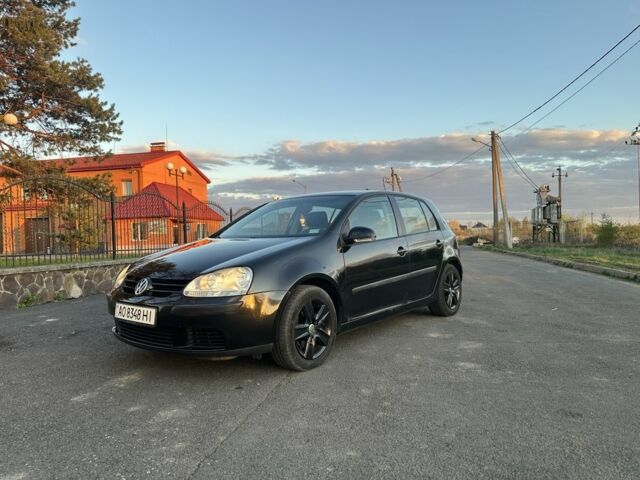 Черный Фольксваген Гольф, объемом двигателя 1.4 л и пробегом 237 тыс. км за 4490 $, фото 1 на Automoto.ua
