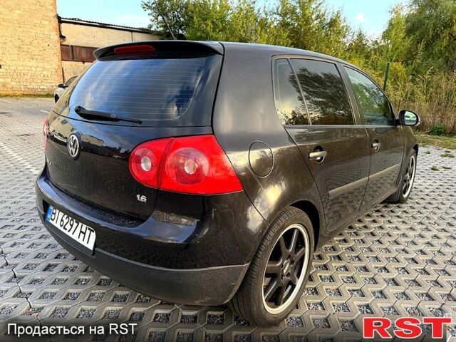 Чорний Фольксваген Гольф, об'ємом двигуна 1.6 л та пробігом 200 тис. км за 5500 $, фото 1 на Automoto.ua