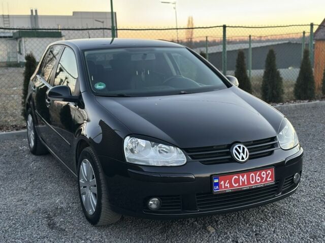 Черный Фольксваген Гольф, объемом двигателя 1.4 л и пробегом 271 тыс. км за 5700 $, фото 1 на Automoto.ua