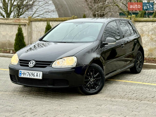 Черный Фольксваген Гольф, объемом двигателя 1.6 л и пробегом 185 тыс. км за 6200 $, фото 1 на Automoto.ua