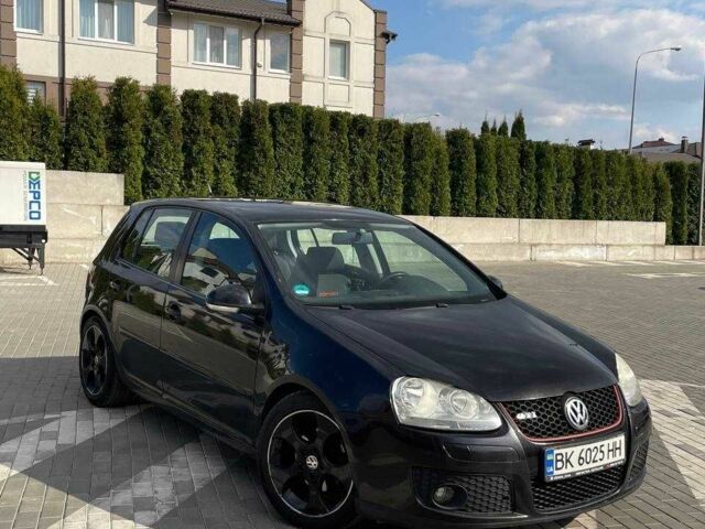 Черный Фольксваген Гольф, объемом двигателя 1.4 л и пробегом 268 тыс. км за 5100 $, фото 1 на Automoto.ua