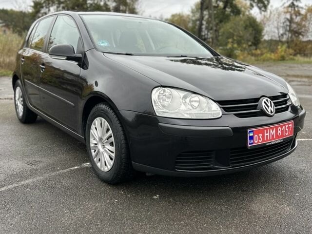 Черный Фольксваген Гольф, объемом двигателя 0 л и пробегом 243 тыс. км за 5750 $, фото 1 на Automoto.ua