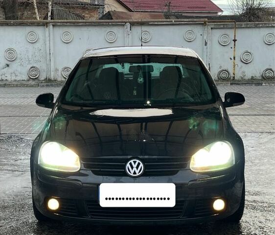 Чорний Фольксваген Гольф, об'ємом двигуна 1.4 л та пробігом 242 тис. км за 5500 $, фото 1 на Automoto.ua