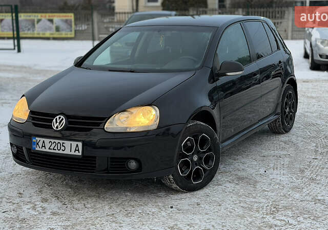 Черный Фольксваген Гольф, объемом двигателя 1.6 л и пробегом 255 тыс. км за 6200 $, фото 1 на Automoto.ua