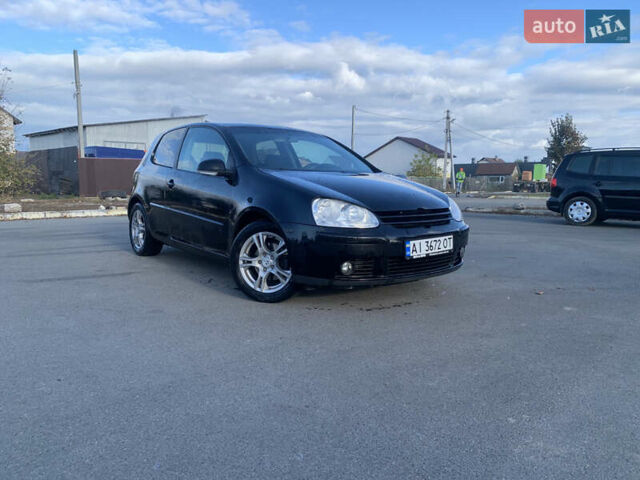 Черный Фольксваген Гольф, объемом двигателя 1.39 л и пробегом 225 тыс. км за 5500 $, фото 1 на Automoto.ua