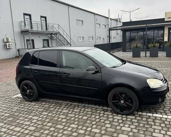 Чорний Фольксваген Гольф, об'ємом двигуна 1.6 л та пробігом 297 тис. км за 5000 $, фото 1 на Automoto.ua