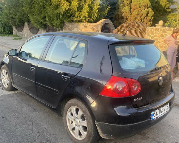 Черный Фольксваген Гольф, объемом двигателя 1.6 л и пробегом 218 тыс. км за 6300 $, фото 1 на Automoto.ua
