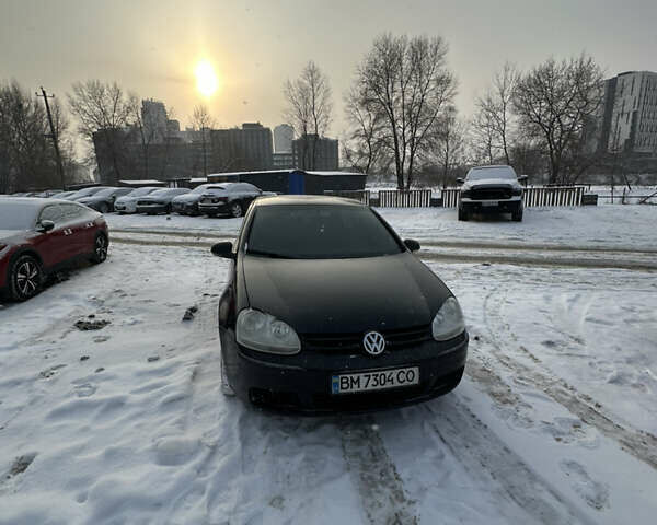 Черный Фольксваген Гольф, объемом двигателя 1.59 л и пробегом 301 тыс. км за 5300 $, фото 1 на Automoto.ua