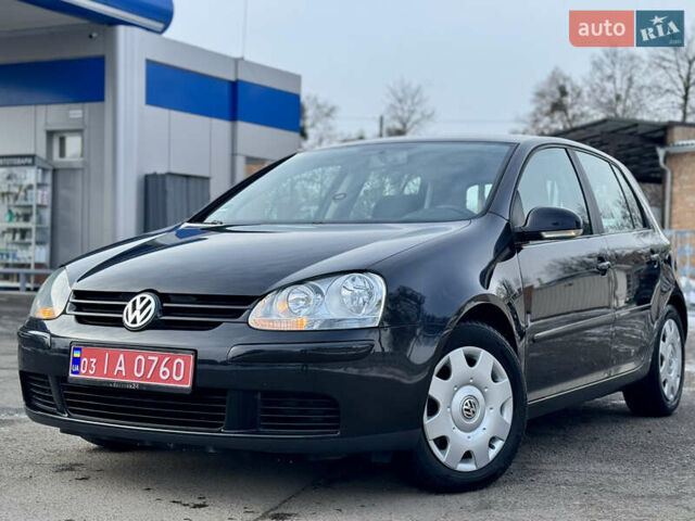 Черный Фольксваген Гольф, объемом двигателя 1.6 л и пробегом 221 тыс. км за 5950 $, фото 1 на Automoto.ua
