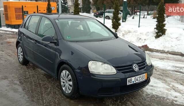 Черный Фольксваген Гольф, объемом двигателя 0 л и пробегом 213 тыс. км за 4200 $, фото 1 на Automoto.ua