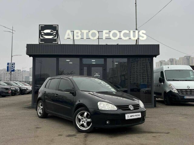 Черный Фольксваген Гольф, объемом двигателя 1.4 л и пробегом 268 тыс. км за 6490 $, фото 1 на Automoto.ua