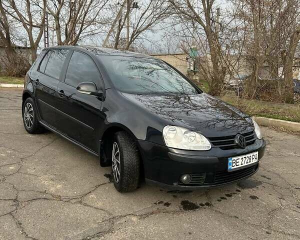 Черный Фольксваген Гольф, объемом двигателя 1.6 л и пробегом 196 тыс. км за 6500 $, фото 1 на Automoto.ua