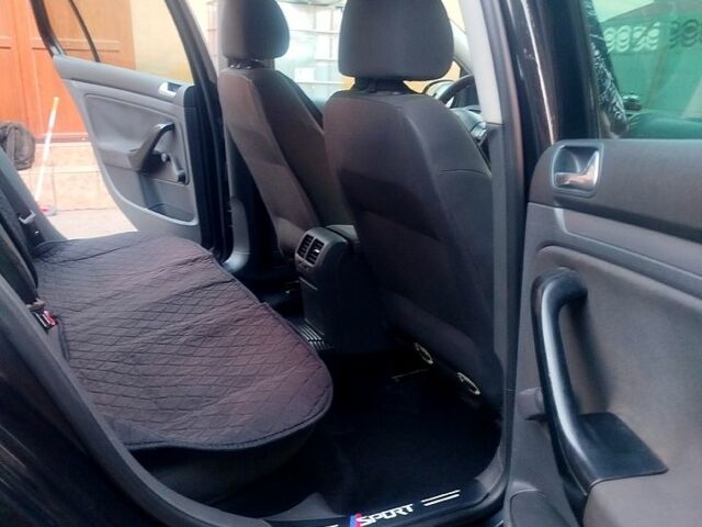 Черный Фольксваген Гольф, объемом двигателя 1.9 л и пробегом 0 тыс. км за 5000 $, фото 1 на Automoto.ua