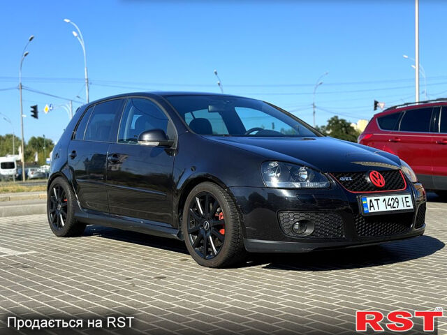 Черный Фольксваген Гольф, объемом двигателя 2 л и пробегом 222 тыс. км за 6300 $, фото 1 на Automoto.ua