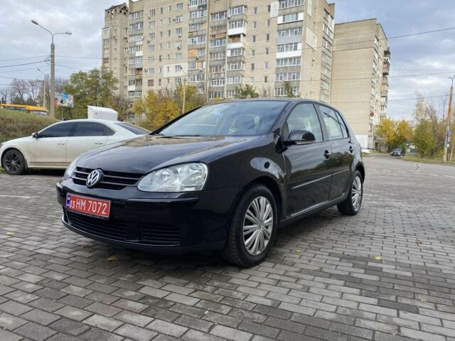 Черный Фольксваген Гольф, объемом двигателя 1.6 л и пробегом 194 тыс. км за 6000 $, фото 1 на Automoto.ua