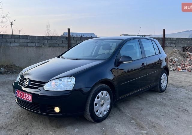 Черный Фольксваген Гольф, объемом двигателя 1.4 л и пробегом 261 тыс. км за 5300 $, фото 1 на Automoto.ua