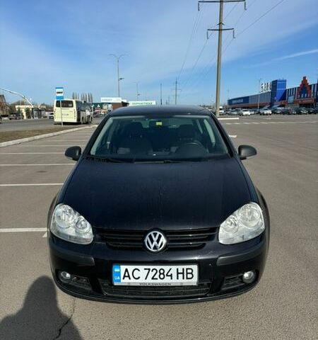 Черный Фольксваген Гольф, объемом двигателя 1.4 л и пробегом 263 тыс. км за 5400 $, фото 1 на Automoto.ua
