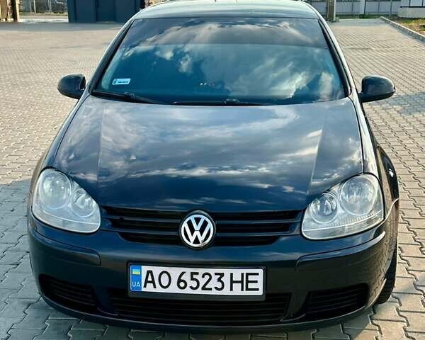 Черный Фольксваген Гольф, объемом двигателя 1.9 л и пробегом 279 тыс. км за 5700 $, фото 1 на Automoto.ua