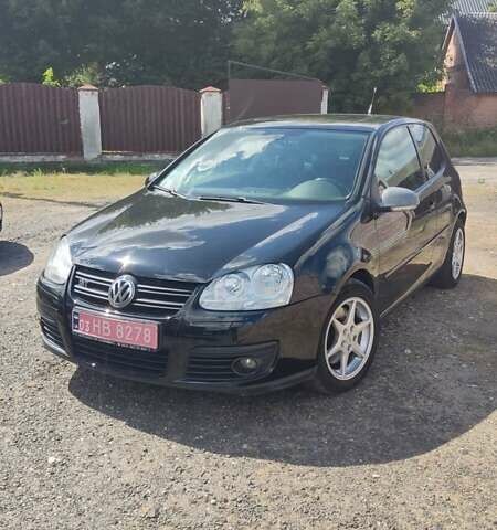 Черный Фольксваген Гольф, объемом двигателя 1.4 л и пробегом 197 тыс. км за 4600 $, фото 1 на Automoto.ua