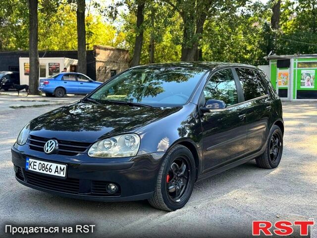 Черный Фольксваген Гольф, объемом двигателя 1.6 л и пробегом 147 тыс. км за 6500 $, фото 1 на Automoto.ua