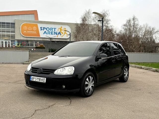 Черный Фольксваген Гольф, объемом двигателя 1.4 л и пробегом 260 тыс. км за 5000 $, фото 1 на Automoto.ua
