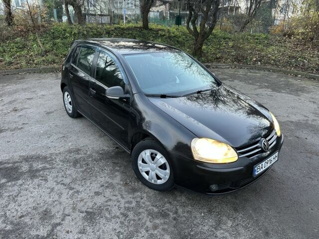 Черный Фольксваген Гольф, объемом двигателя 1.6 л и пробегом 329 тыс. км за 4300 $, фото 1 на Automoto.ua