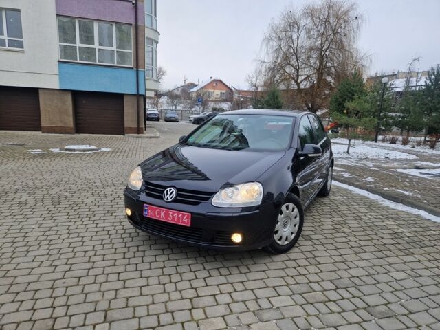 Черный Фольксваген Гольф, объемом двигателя 1.6 л и пробегом 255 тыс. км за 5950 $, фото 1 на Automoto.ua