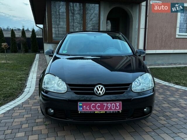 Черный Фольксваген Гольф, объемом двигателя 1.4 л и пробегом 184 тыс. км за 5500 $, фото 1 на Automoto.ua