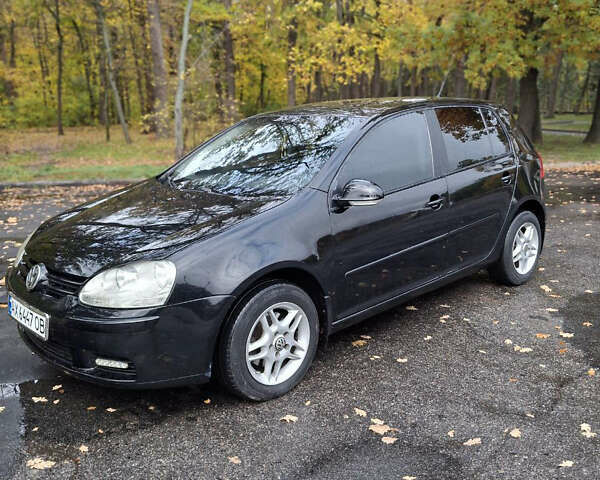 Чорний Фольксваген Гольф, об'ємом двигуна 1.4 л та пробігом 300 тис. км за 5500 $, фото 1 на Automoto.ua