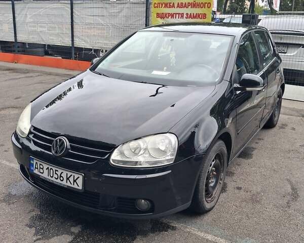 Чорний Фольксваген Гольф, об'ємом двигуна 1.39 л та пробігом 250 тис. км за 5100 $, фото 1 на Automoto.ua