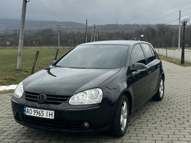 Чорний Фольксваген Гольф, об'ємом двигуна 1.4 л та пробігом 243 тис. км за 5400 $, фото 1 на Automoto.ua
