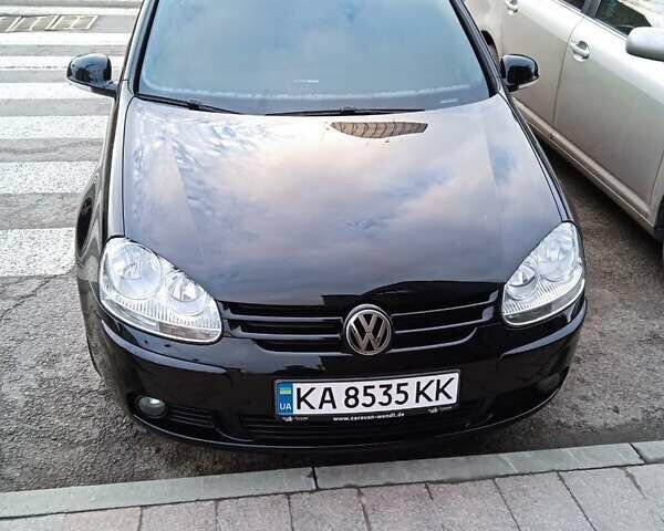 Чорний Фольксваген Гольф, об'ємом двигуна 1.39 л та пробігом 222 тис. км за 6000 $, фото 1 на Automoto.ua