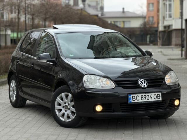 Черный Фольксваген Гольф, объемом двигателя 1.4 л и пробегом 227 тыс. км за 5650 $, фото 1 на Automoto.ua