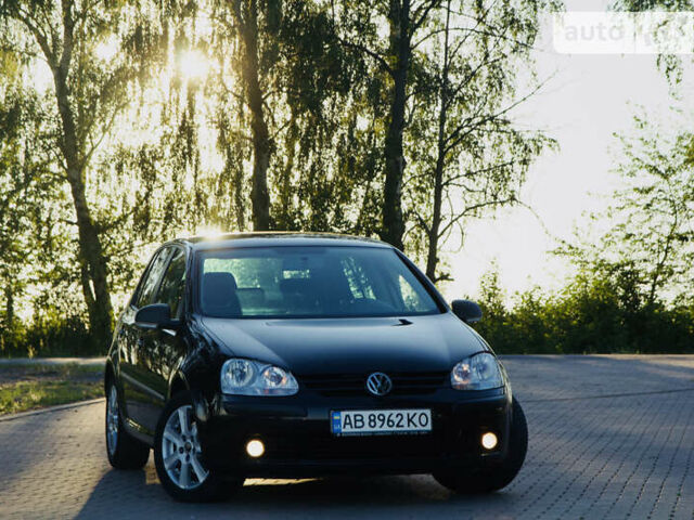 Черный Фольксваген Гольф, объемом двигателя 1.6 л и пробегом 186 тыс. км за 7300 $, фото 1 на Automoto.ua